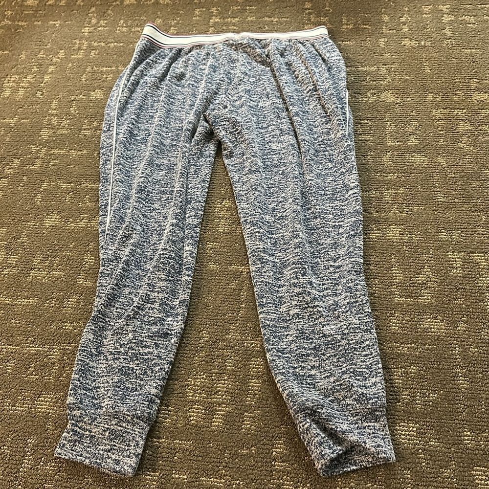 Jockey size large sweats - Picture 3 of 3